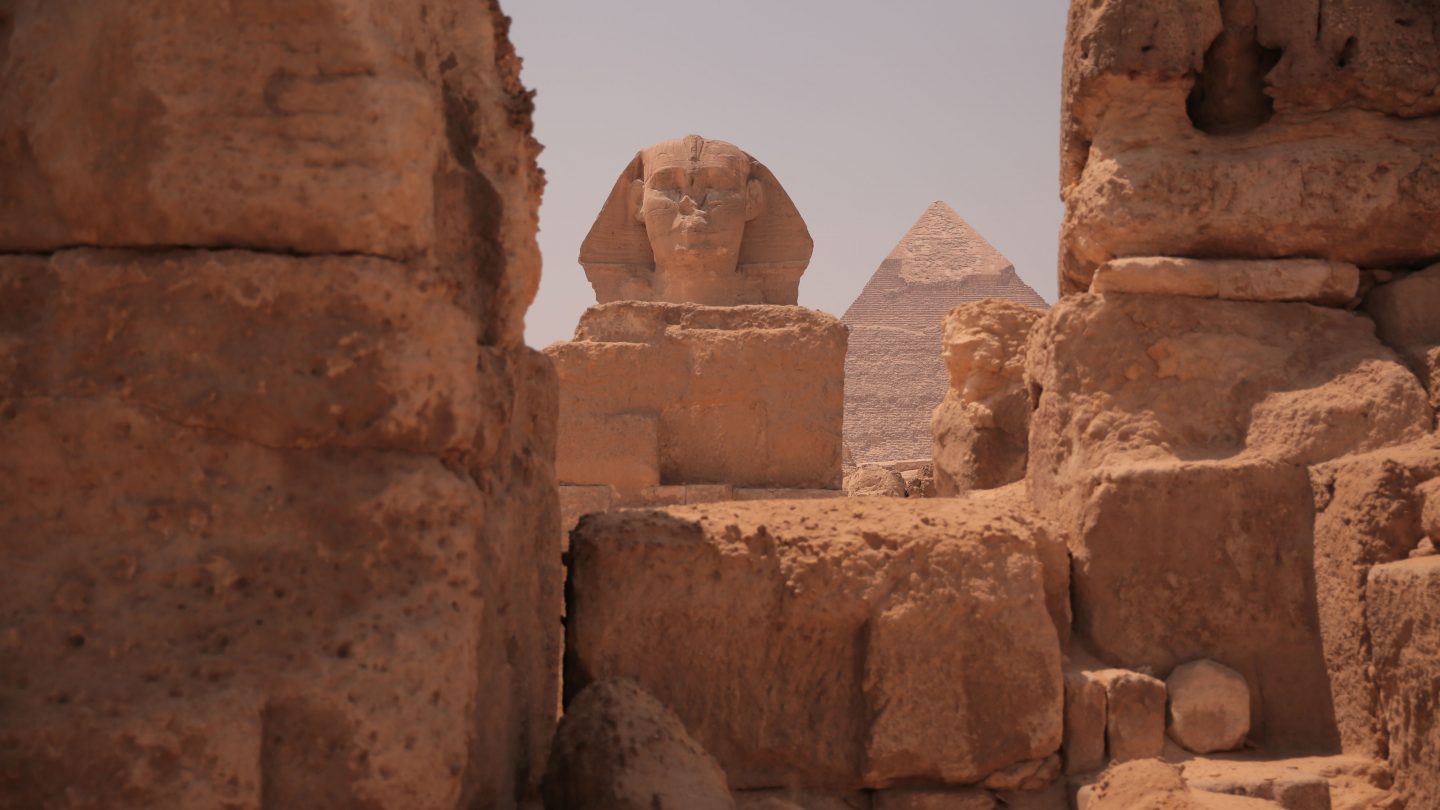 Sphynx and pyramids of Giza