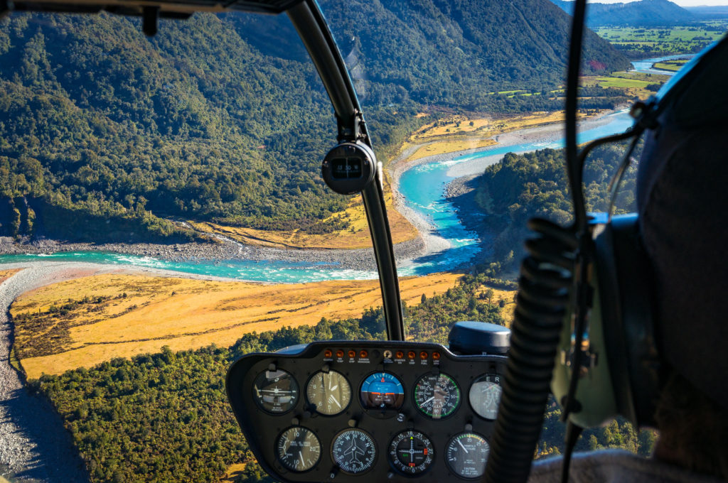 Enjoy an authentic kiwi experience with helicopter tours in New Zealand